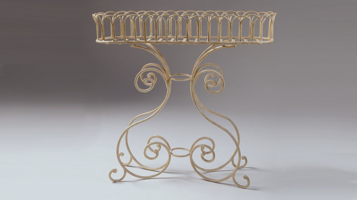 English Bread Basket Planter