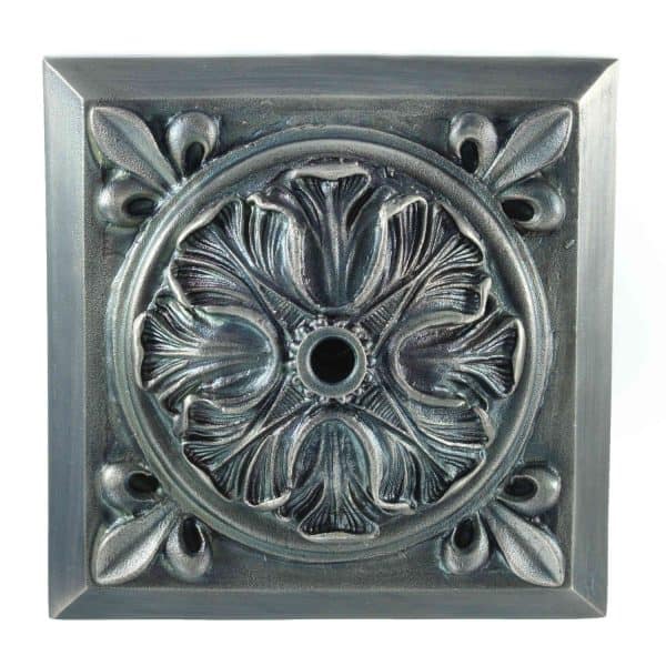 Oak Leaf Decorated Fountain Emitter